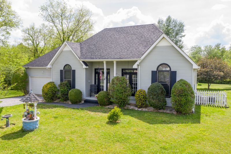 230 Johnny Ruth Ct, Murfreesboro, TN 37127