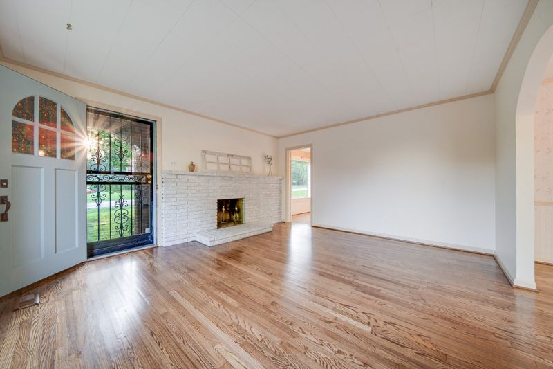 2104 Mcgavock Pike, Nashville, TN 37216