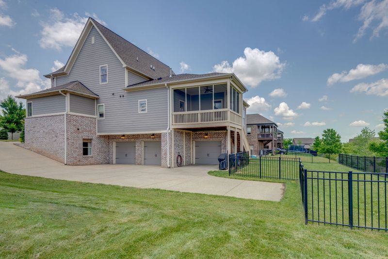 836 Dartmoor Ln, Franklin, TN 37064