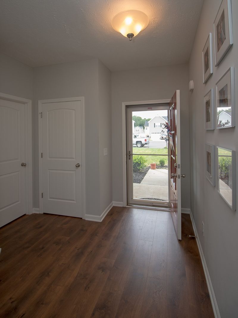 1123 Selous Dr, Murfreesboro, TN 37128