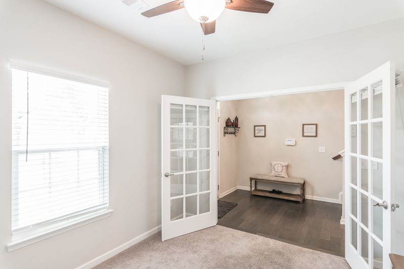 435 Goodman Dr, Gallatin, TN 37066
