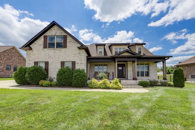1020 Glasgow Ln, Greenbrier, TN 37073