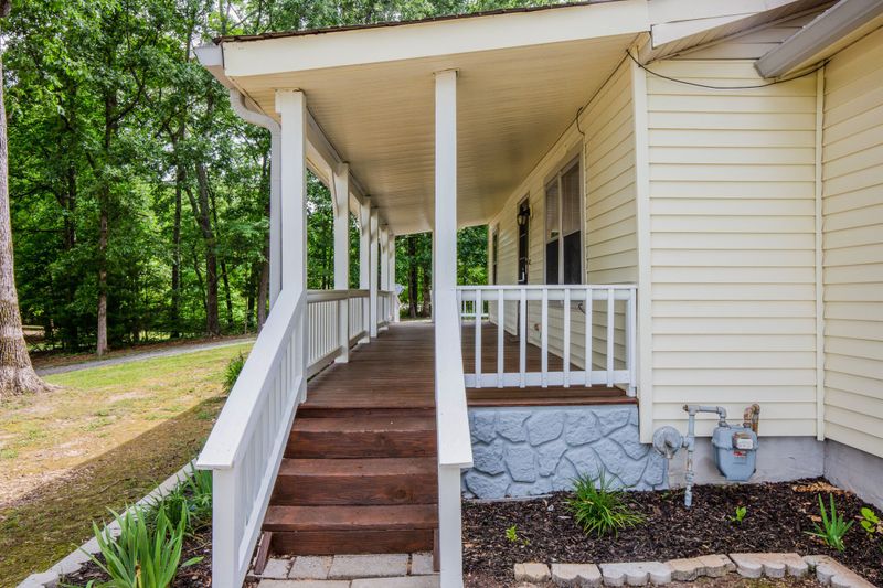 1441 Myatt Loop Rd, Burns, TN 37029