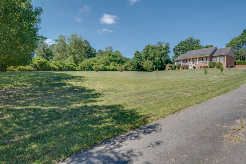 2976 Tom Austin Hwy, Springfield, TN 37172