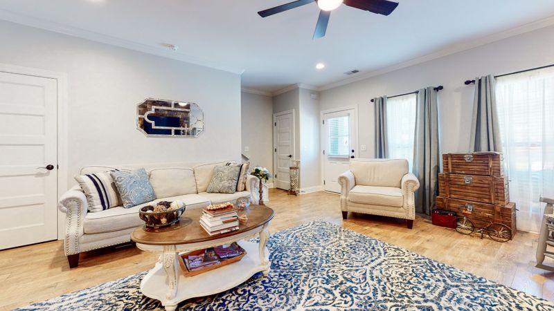 3225 Blue Sky Dr, Murfreesboro, TN 37130