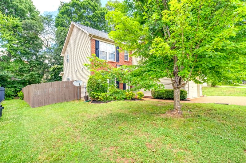 1717 Timber Pt, Nashville, TN 37214