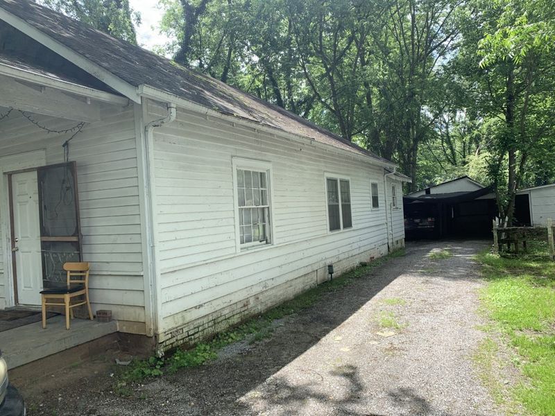216 S Bilbro Ave, Murfreesboro, TN 37130