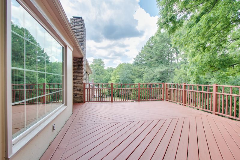 215 Spring Rd, Old Hickory, TN 37138