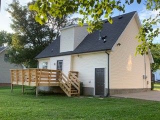 231 E Morris Dr, Gallatin, TN 37066