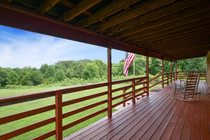 39 Sloan Branch Hill Ln, Pleasant Shade, TN 37145
