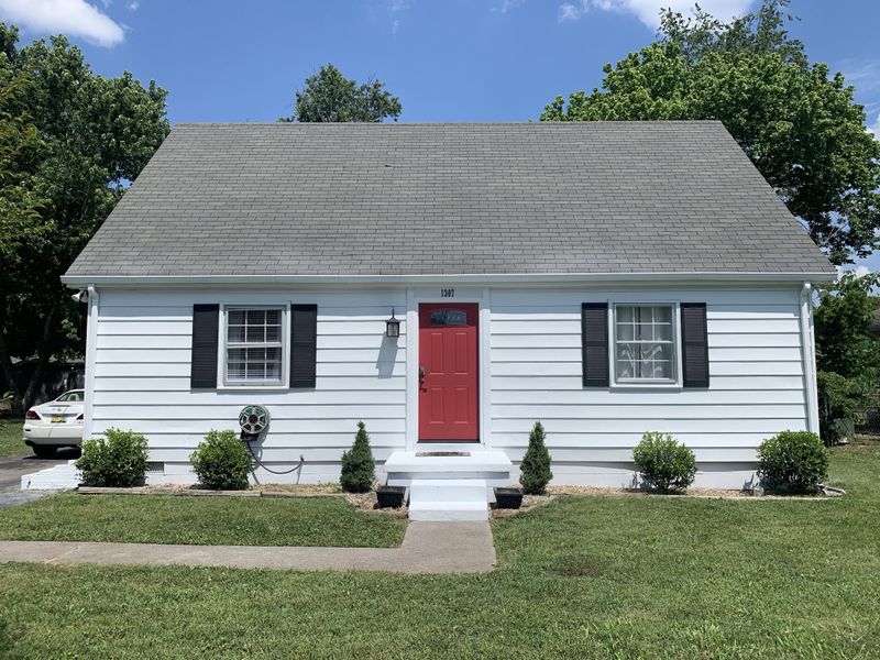 1307 Windsor Dr, Franklin, TN 37064