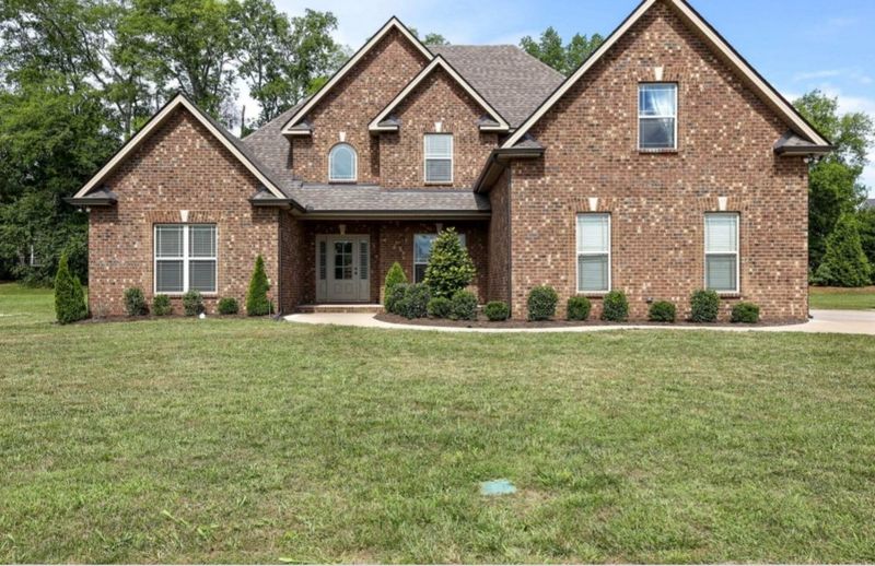 911 Empire Blvd, Murfreesboro, TN 37130