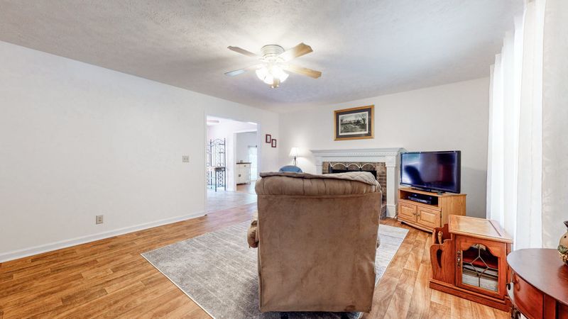3320 Laurel Mountain Rd, Murfreesboro, TN 37129