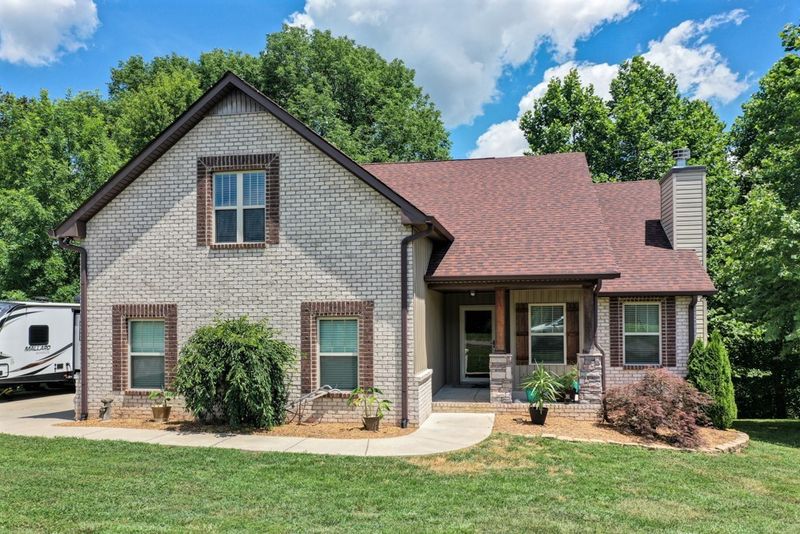1028 Emerald Valley Dr, Castalian Springs, TN 37031