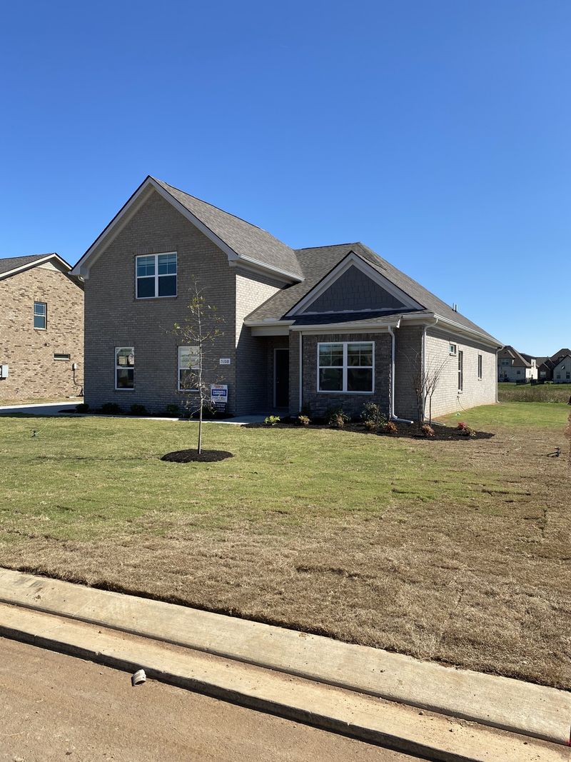 5108 General Yeager Dr, Murfreesboro, TN 37129