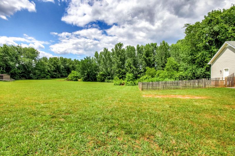 304 Fall Creek Dr, Murfreesboro, TN 37129