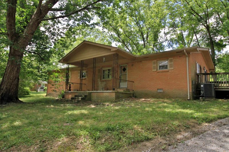 3029b Old Highway 31e E, Westmoreland, TN 37186