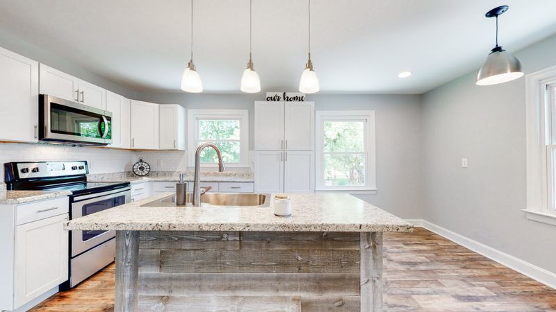 320 Louise Ave, Gallatin, TN 37066