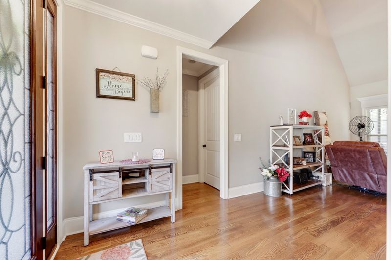 756 Rolling Creek Dr, Mount Juliet, TN 37122
