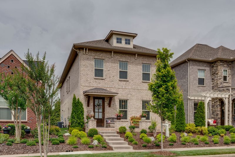 157 Ashcrest Pt, Hendersonville, TN 37075