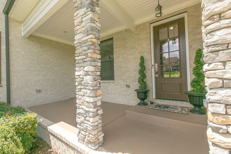 2004 Ober Brienz Ln, Franklin, TN 37064