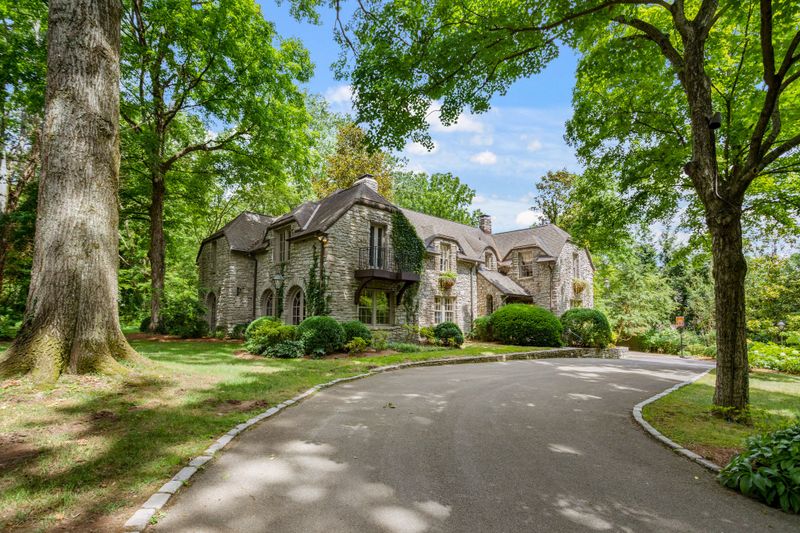 417 Westview Ave, Nashville, TN 37205