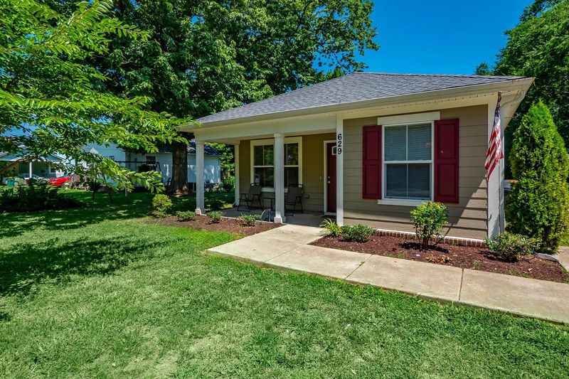 629 Alex Dr, Spring Hill, TN 37174