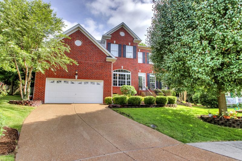 909 Calib Ct, Franklin, TN 37067