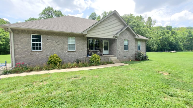 305 Plunkett Creek Rd, Gordonsville, TN 38563