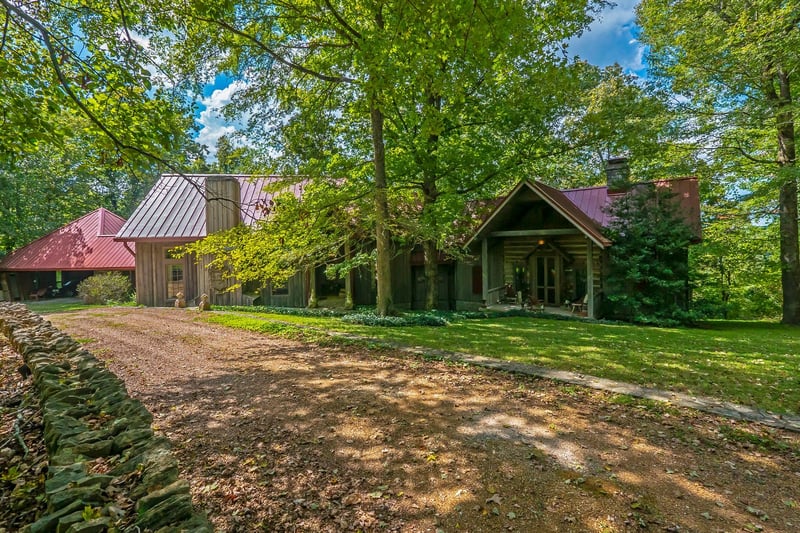 6624 Leipers Creek Rd, Columbia, TN 38401