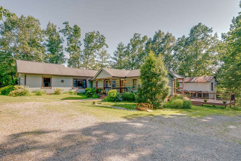 5298 Old Sams Creek Rd, Pegram, TN 37143