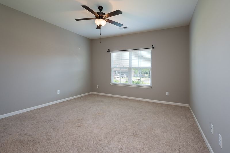 414 Princeton Dr, Lebanon, TN 37087