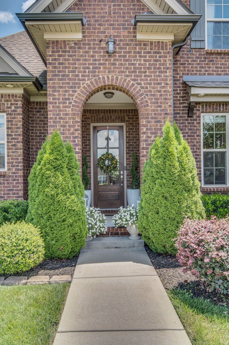 2820 Battleground Dr, Murfreesboro, TN 37129