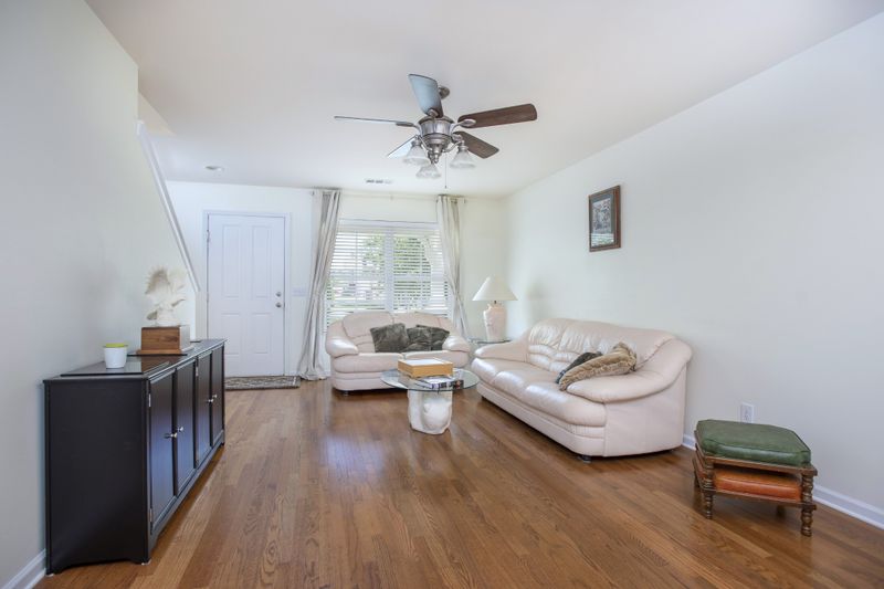 1214 Riverbrook Dr, Hermitage, TN 37076