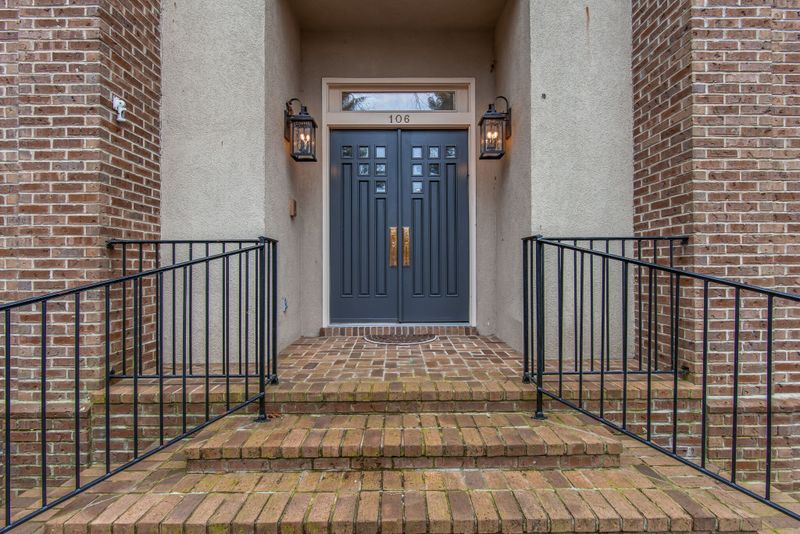 106 Savoy Cir, Nashville, TN 37205