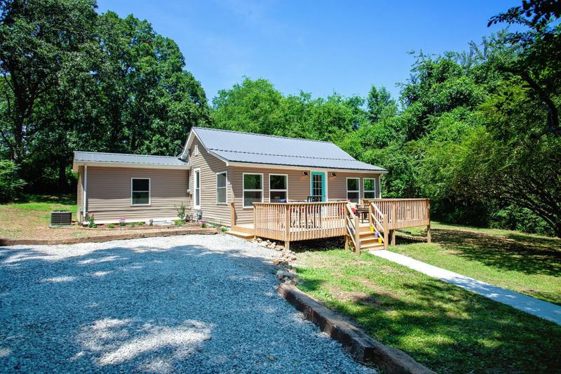 1347 Highway 47 E, Dickson, TN 37055