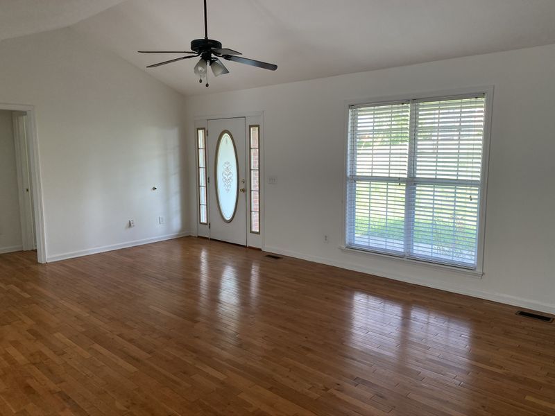 161 Vaughn Rd, Ashland City, TN 37015