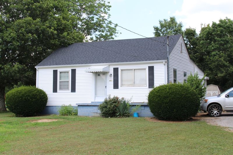 812 Flat Rock Rd, Murfreesboro, TN 37130