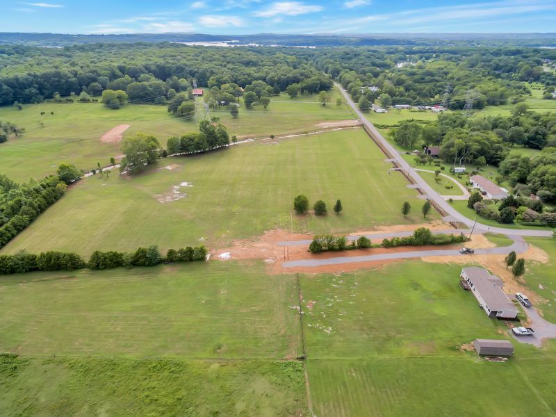920 Davis Corner Rd, Mount Juliet, TN 37122