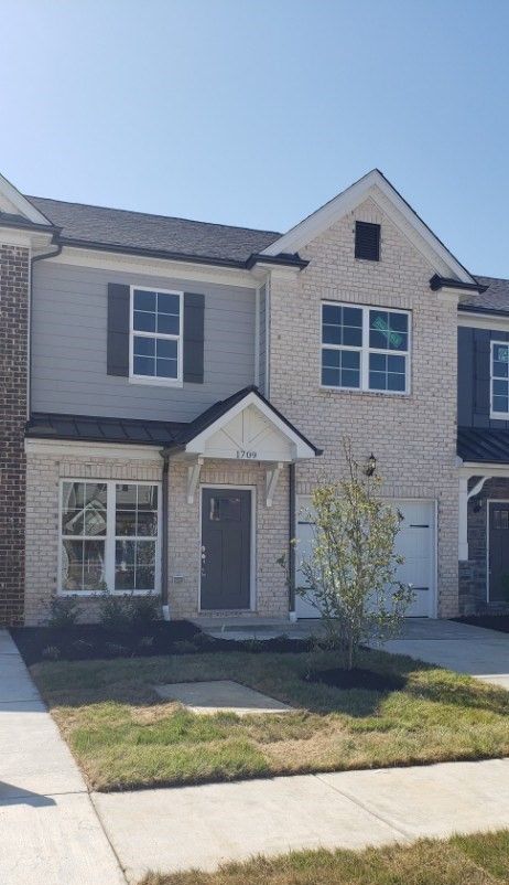 4406 Kesslers Xing, Murfreesboro, TN 37129
