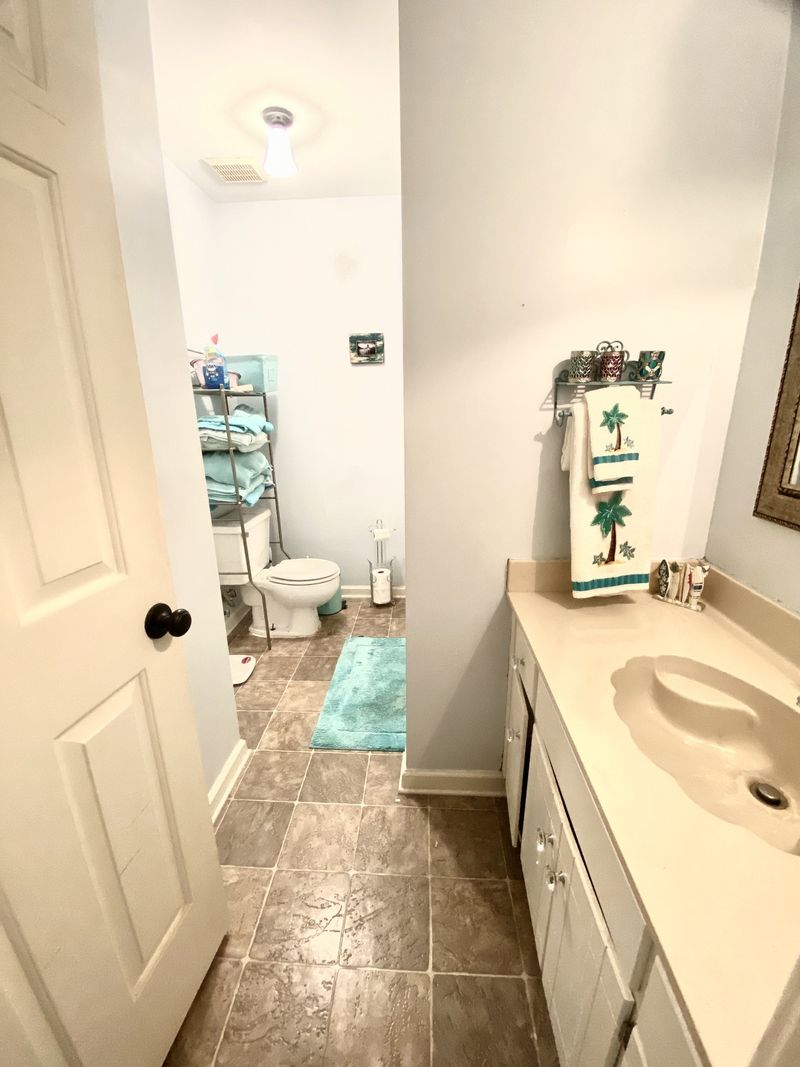585 Thomas Jefferson Cir, Madison, TN 37115