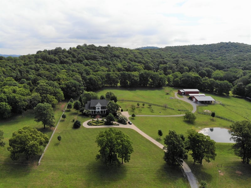 947 Patton Hollow Rd, Watertown, TN 37184