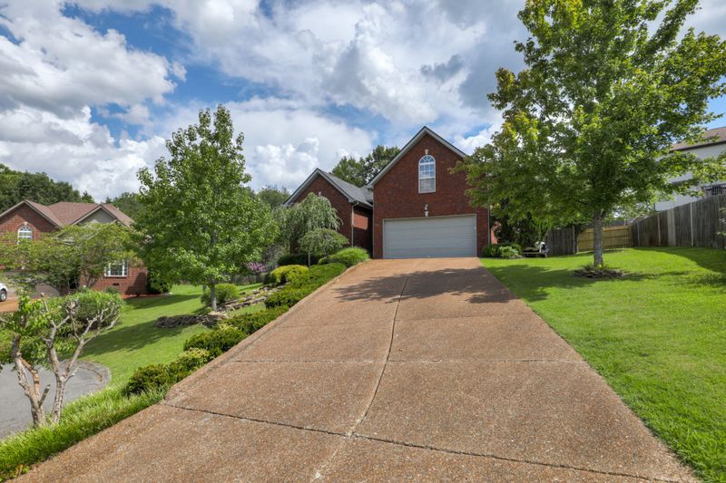 1302 Saddle Horn, Mount Juliet, TN 37122