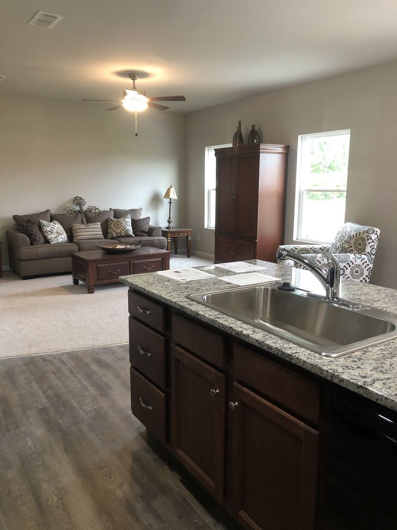 2223 Lismore Dr, Murfreesboro, TN 37127