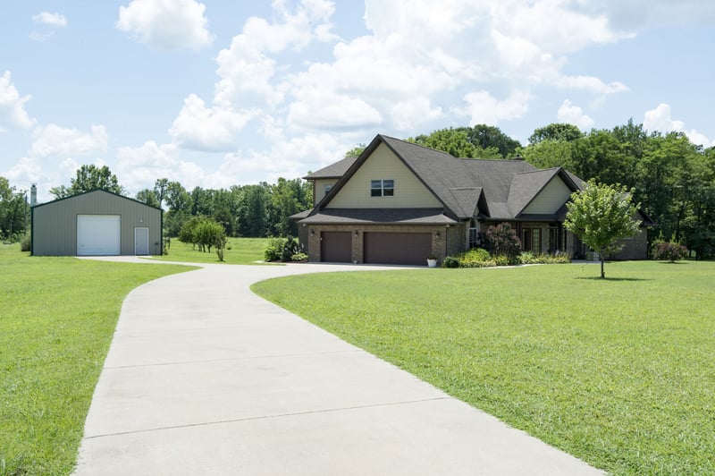 2961 Spanntown Rd, Arrington, TN 37014