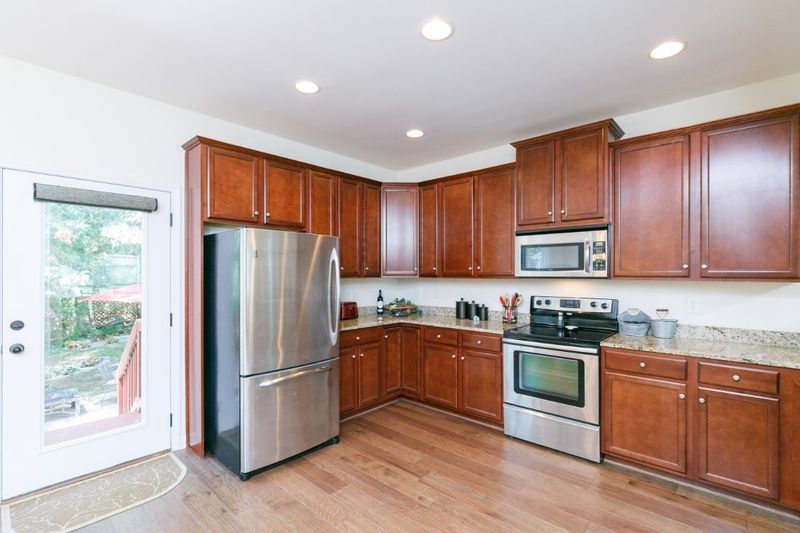 8329 Elmcroft Ct, Nolensville, TN 37135
