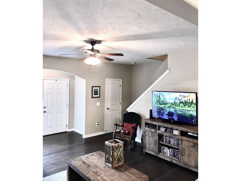 5320 Dan Post Way, Murfreesboro, TN 37128