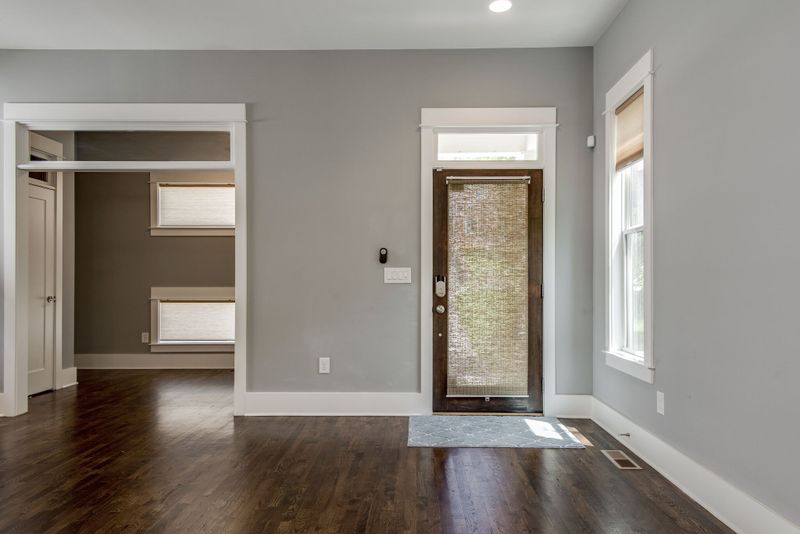 715A Powers Ave, Nashville, TN 37206