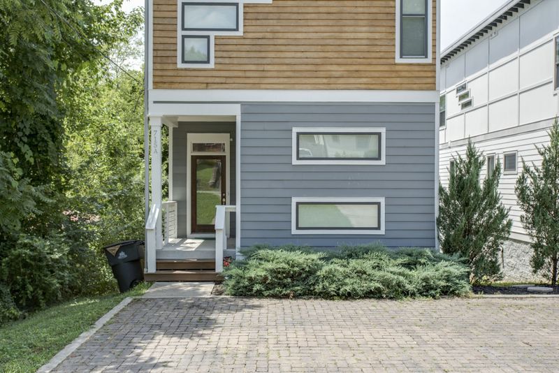 715A Powers Ave, Nashville, TN 37206