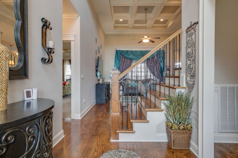 3316 Clovercroft Dr, Murfreesboro, TN 37130